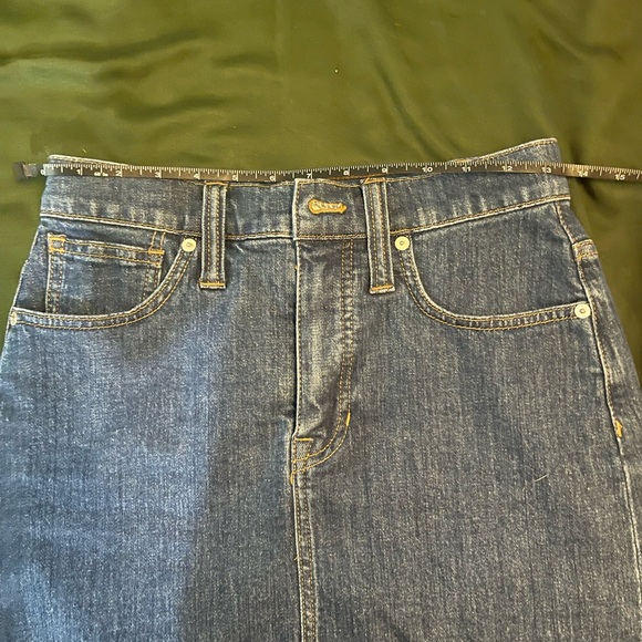 Madewell denim skirt, size 25 - Picture 2 of 8